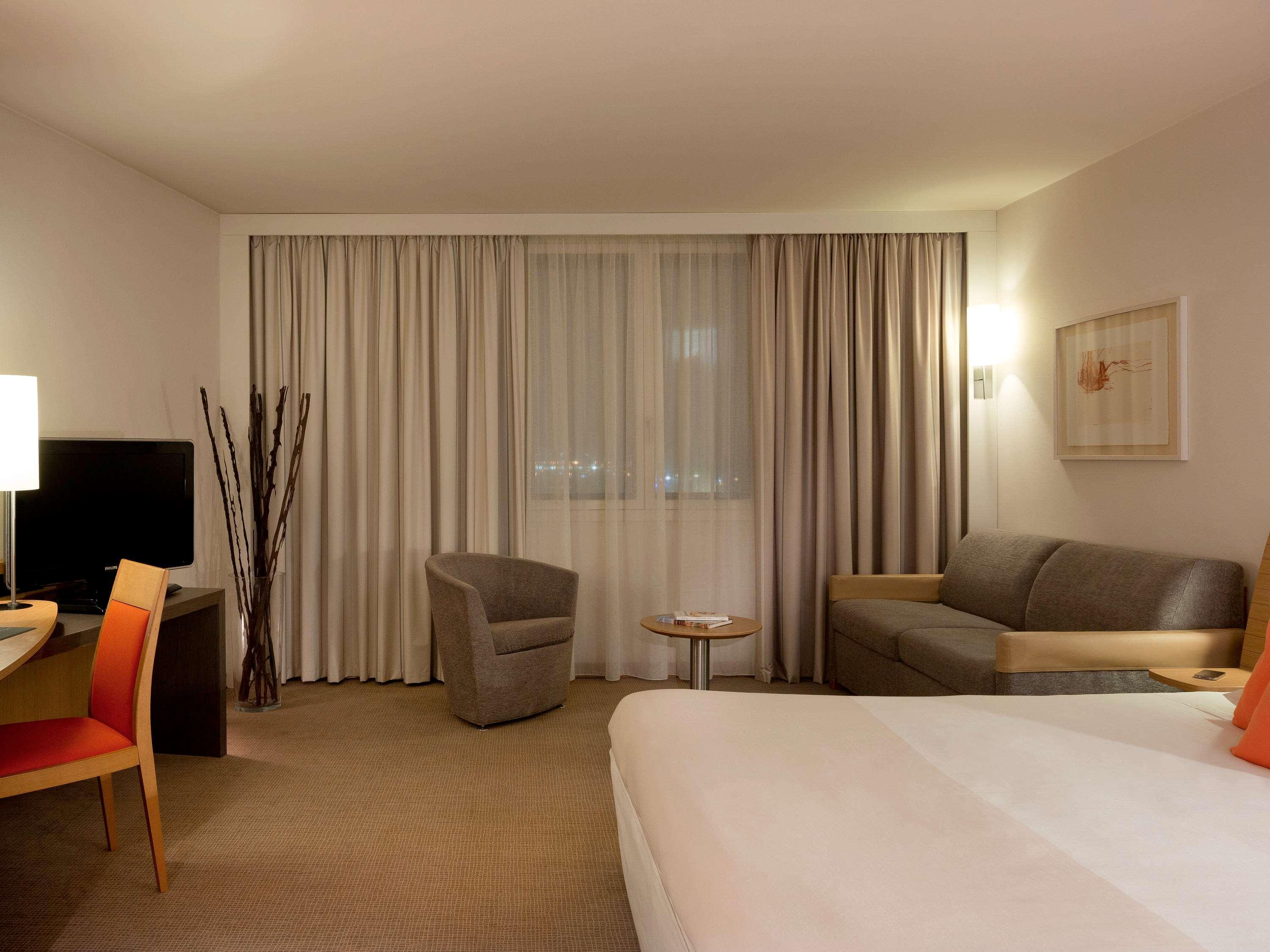 Novotel Paris Roissy Cdg Convention Exterior photo